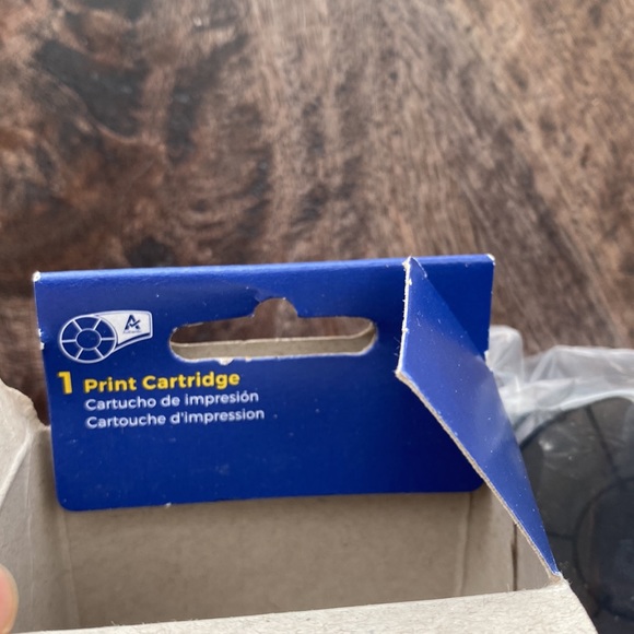 Brady Authentic (M21-500-595-WT) All-Weather black on white vinyl label 1/2” - Picture 10 of 10